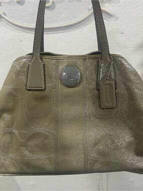 Coach Patent Leather Tote 2011